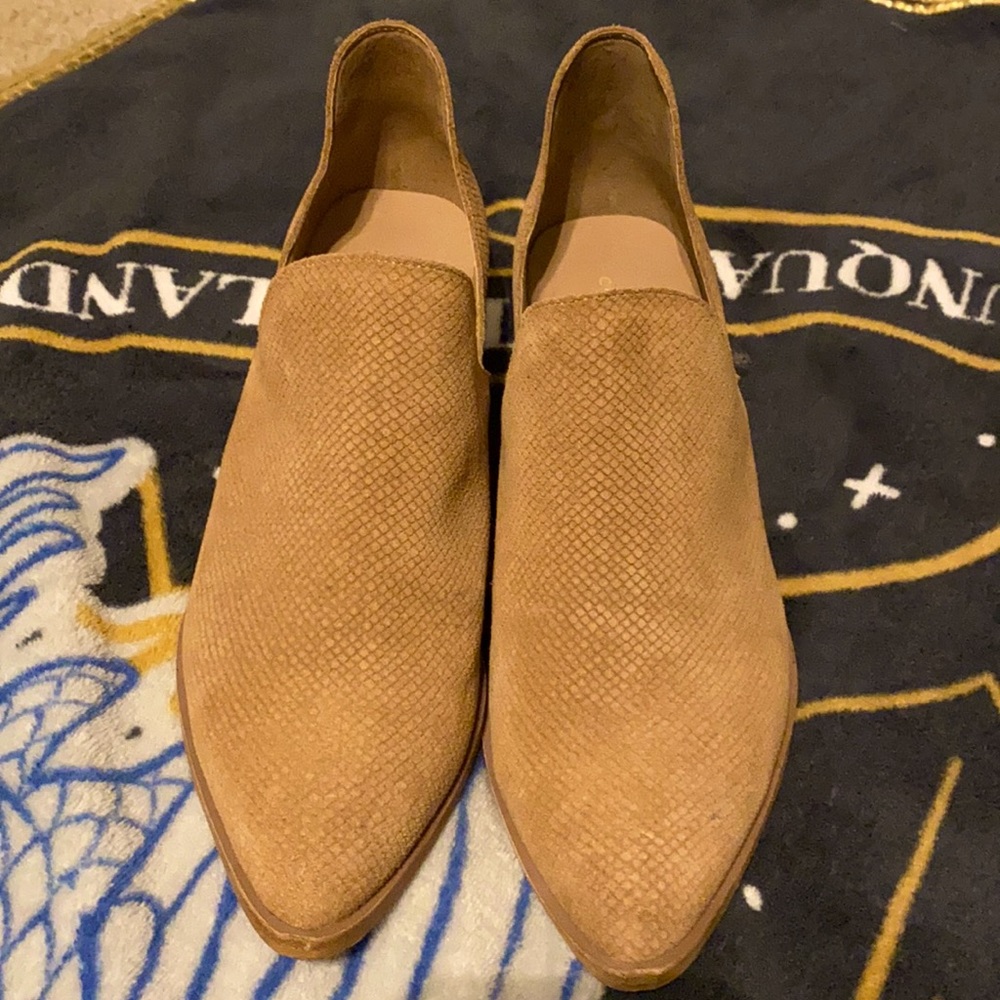 Worn once Chinese laundry booties Size 10